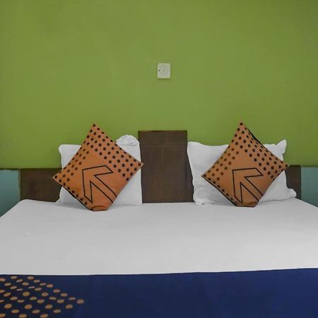 Kharakvasla Hotel O Peacock Lodging מראה חיצוני תמונה