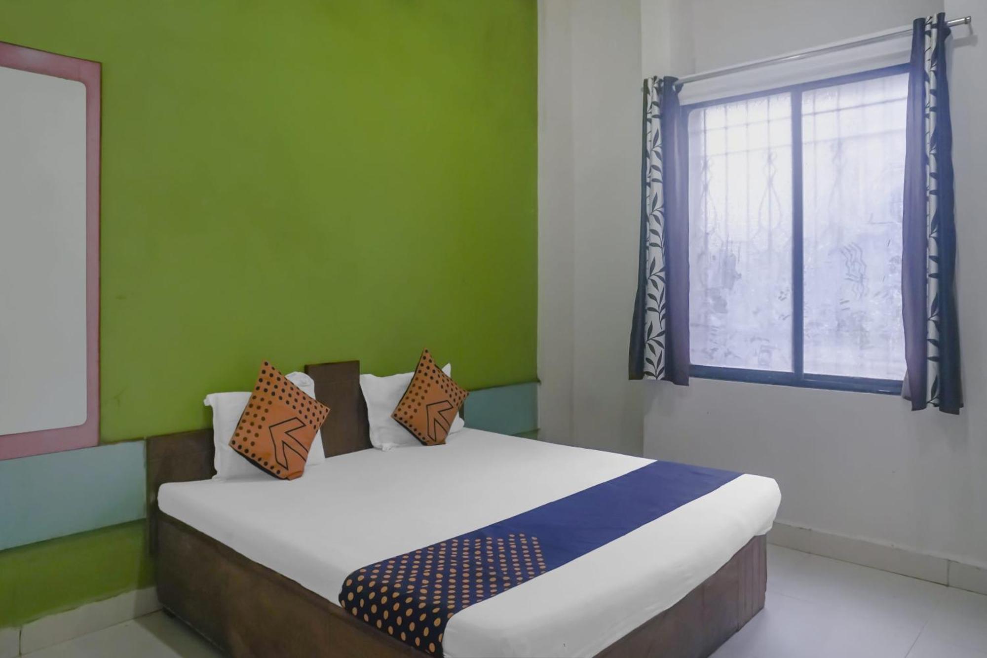 Kharakvasla Hotel O Peacock Lodging מראה חיצוני תמונה