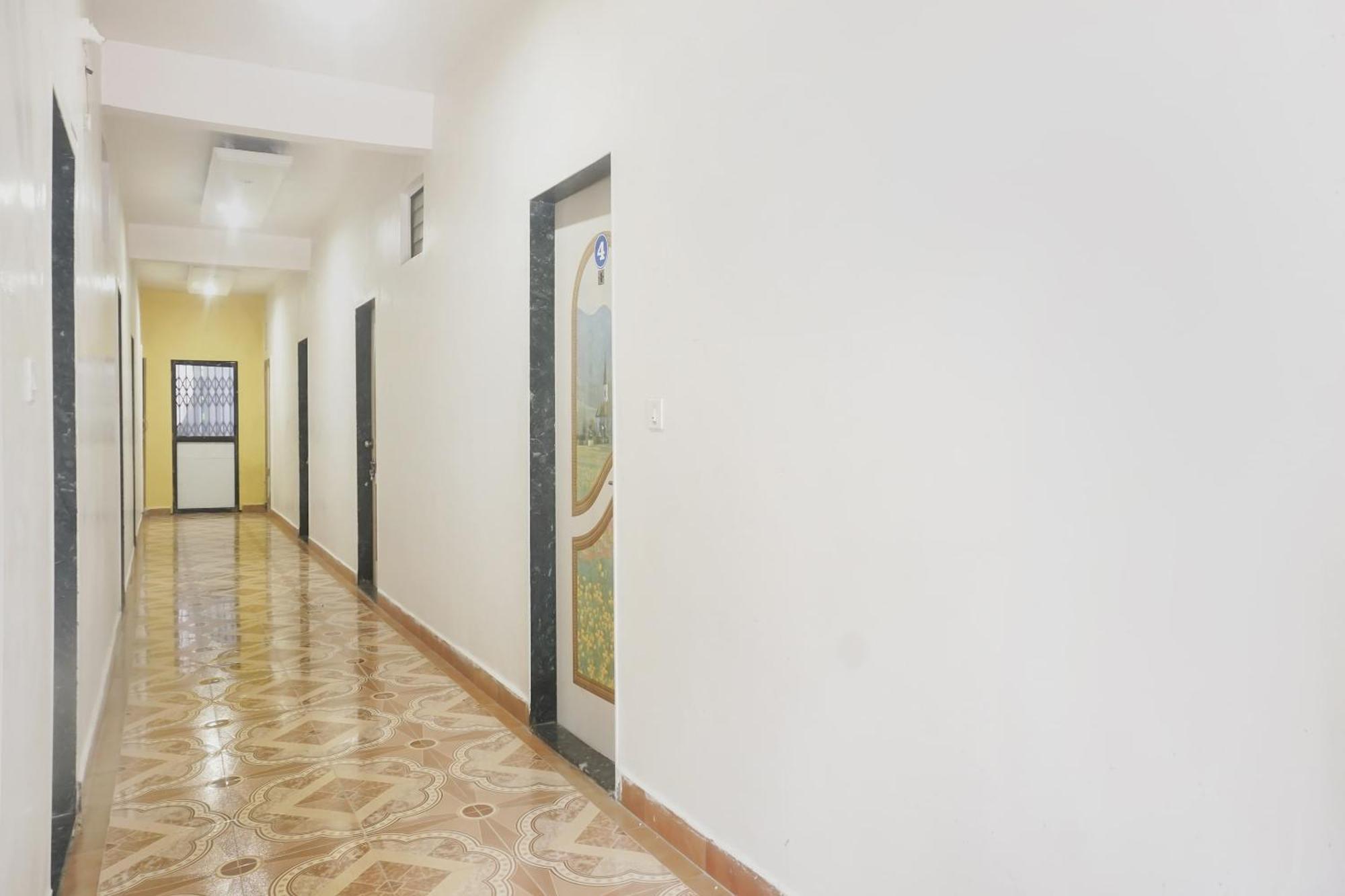 Kharakvasla Hotel O Peacock Lodging מראה חיצוני תמונה